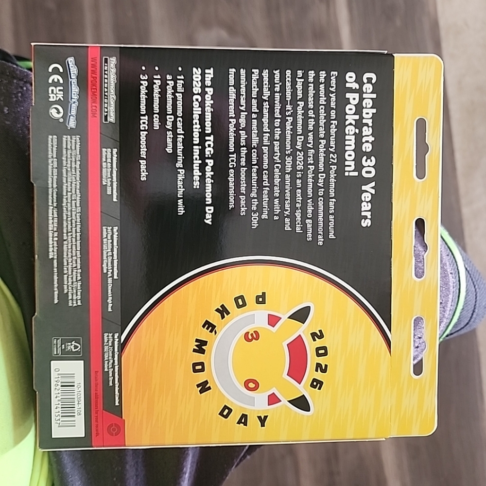 New! Pokémon TCG Pokemon Day 2026 Collection Box - Picture 2 of 2